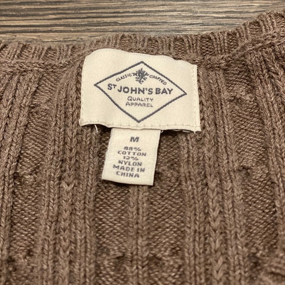 MEDIUM | Long Sleeve Brown Sweater - Picture 5 of 10